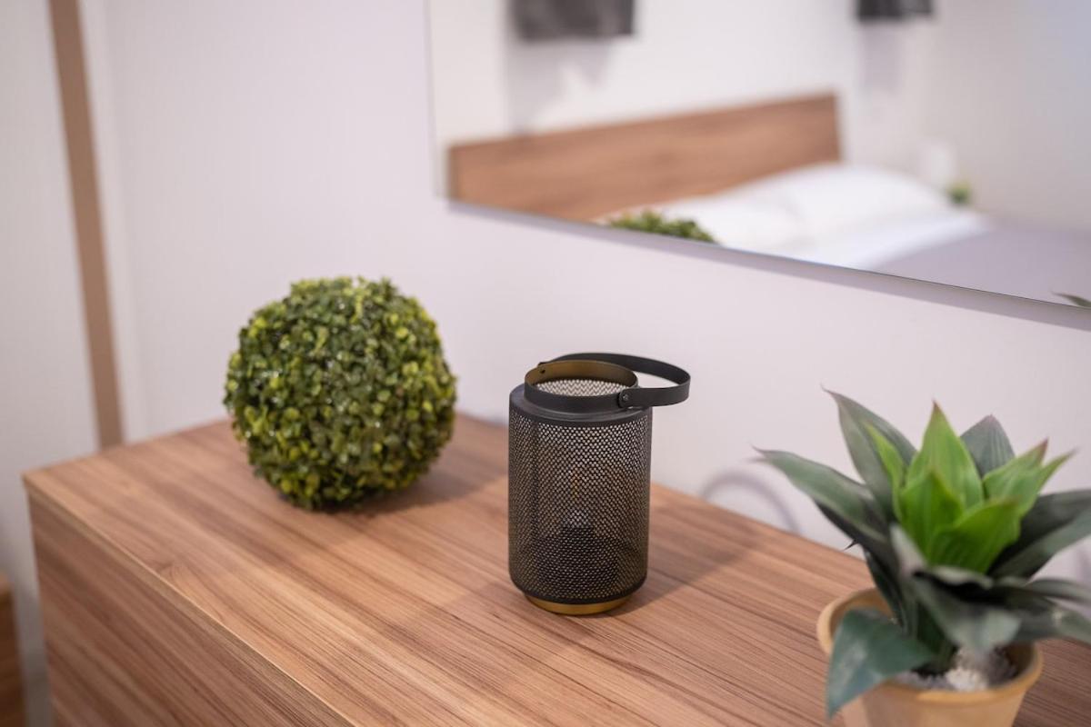 Authentic Private Flat 2 Min From Navigli Apartman Milánó Kültér fotó