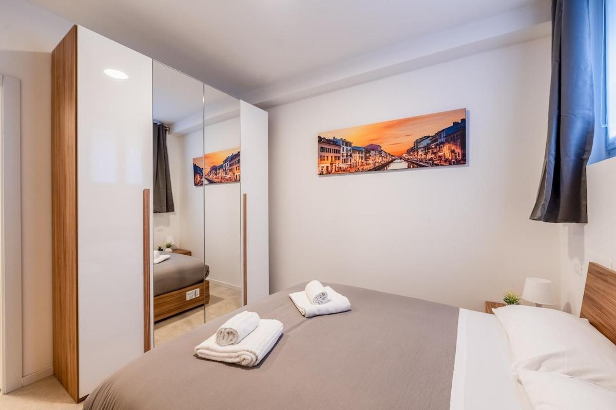 Authentic Private Flat 2 Min From Navigli Apartman Milánó Kültér fotó