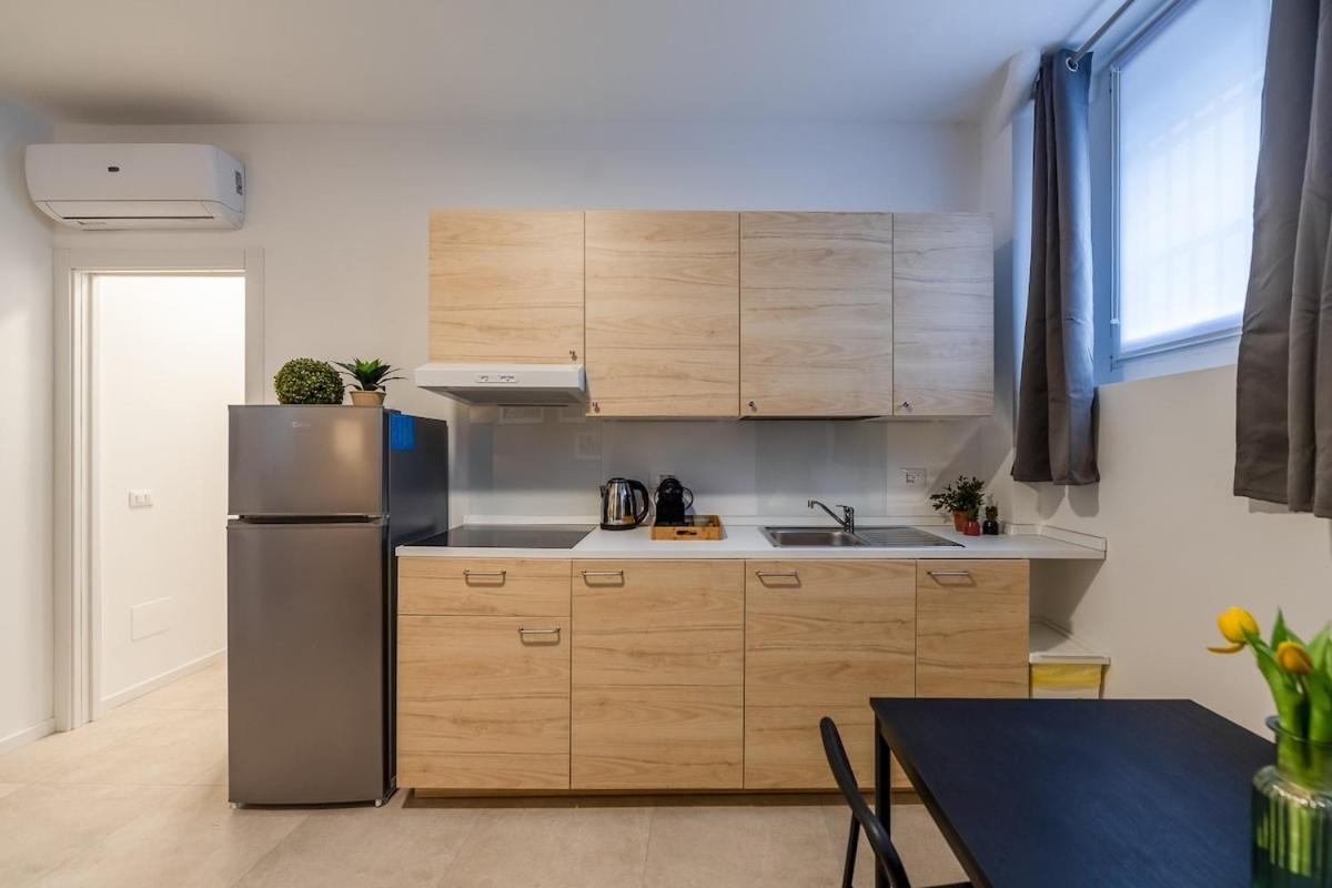 Authentic Private Flat 2 Min From Navigli Apartman Milánó Kültér fotó